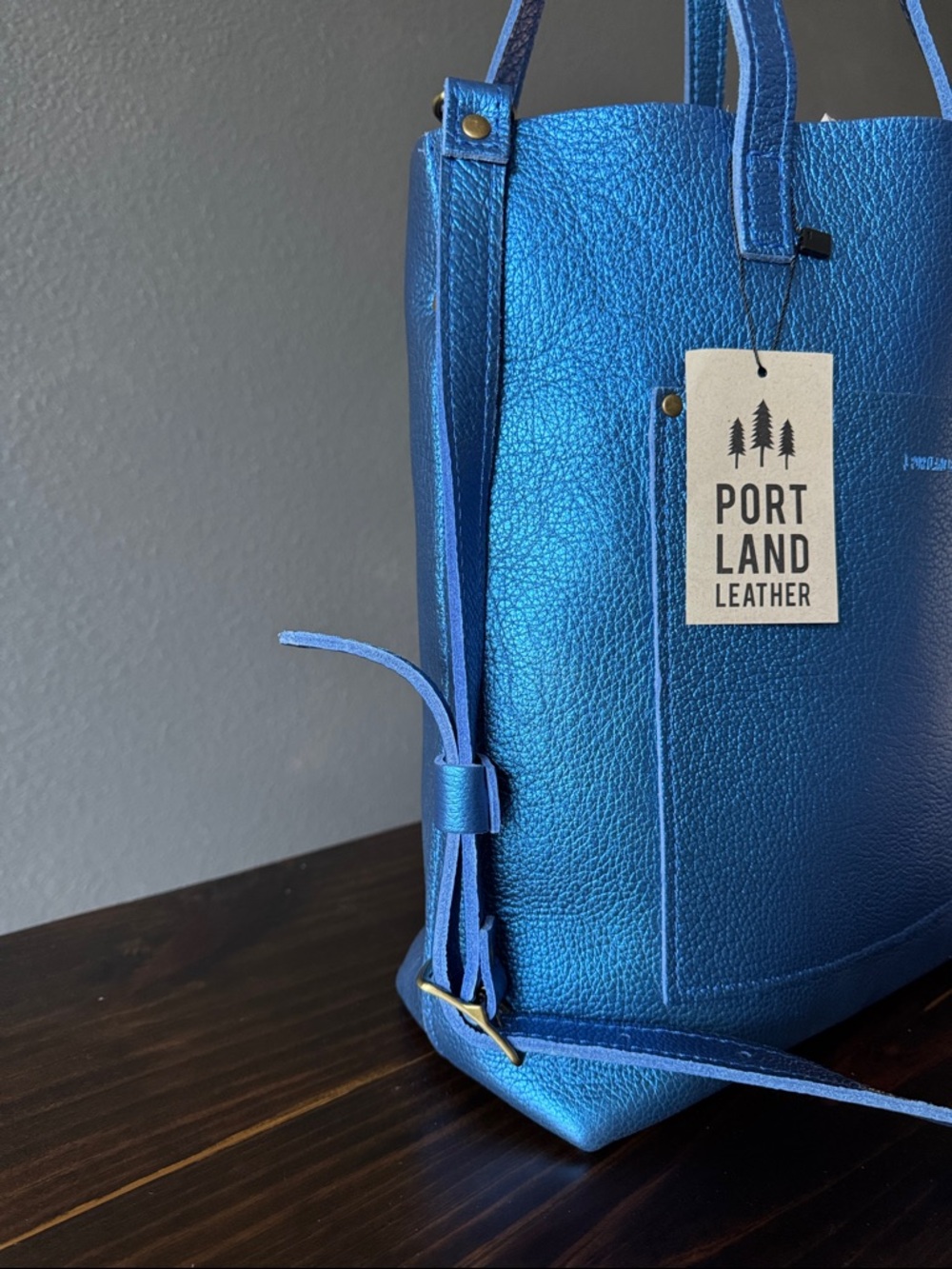 NEW 🦄 Portland Leather Comet Crossbody - Picture 3 of 8